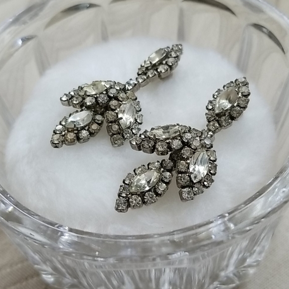 Vintage Formal Rhinestone Post Earrings - Picture 2 of 4